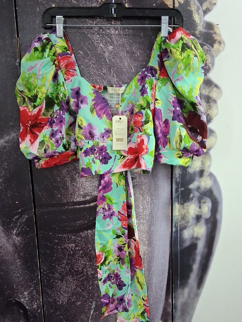 M/J/C COLLECTION Aqua Floral Puff-Sleeve elastic Crop Top.